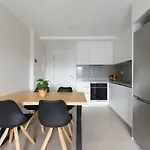 Διαμέρισμα Atrium Building By Mycanaryhomes