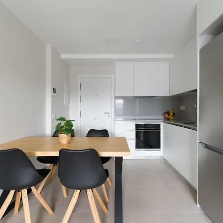 Lejlighed Atrium Building By Mycanaryhomes