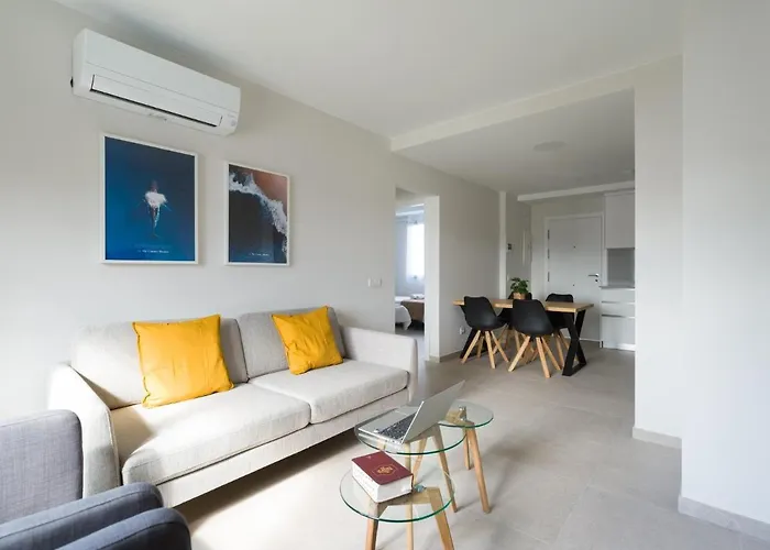 Atrium Building By Mycanaryhomes Appartement