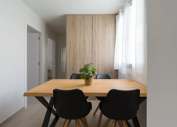 Atrium Building By Mycanaryhomes Appartement