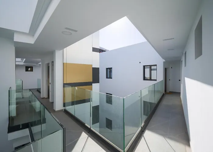 Atrium Building By Mycanaryhomes Appartement